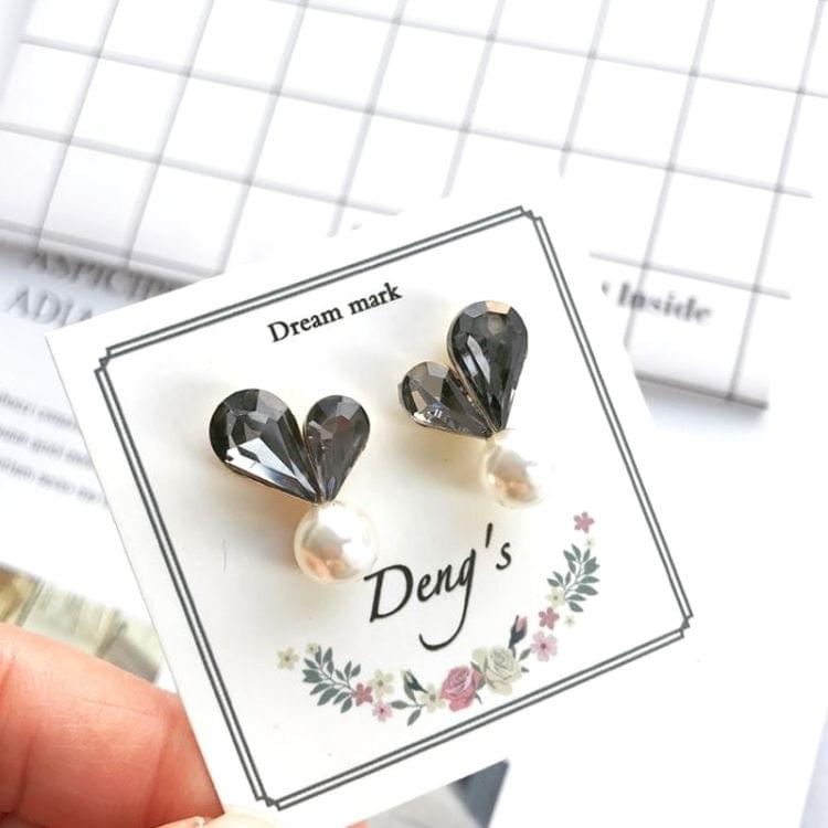 1 Pair Ladies Sweet Cute Shining Heart Full Luster Bead Earring Studs(Grey)