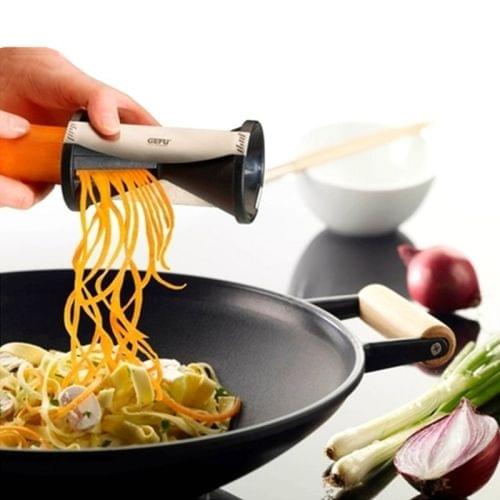 Environmental Friendly Kitchen Utensil Grater Fruit Vegetable Spiral Slicer