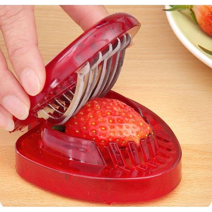 2 PCS Kitchen Tool Plastic Strawberry Slicer Fruit Knife with Stainless Steel Blade(Red)