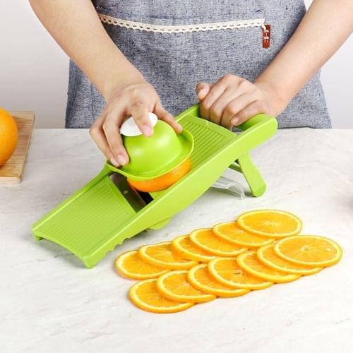 C320 Multifunctional Household Kitchen Vegetables Cutter Potato Grater (Green)