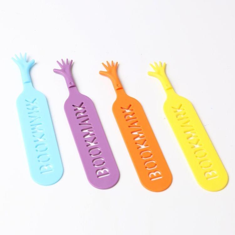 2 PCS HELP ME Pattern Creative Plastic Bookmark School Supplies Student Stationery, Random Color Delivery