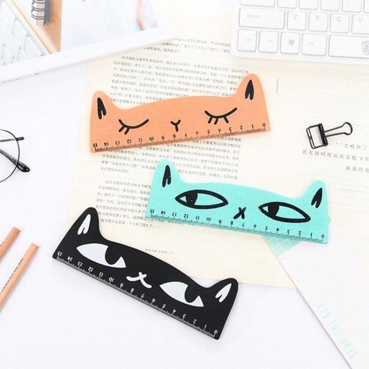 10 PCS Creative Cat Shape Wood Straight Ruler Student Learning Stationery, Ruler Scale Length: 15cm(White)