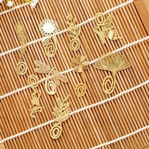 2 PCS Creative Classical Chinese Style Metal Bookmark Art Crafts Bookmark,Random Pattern Delivery