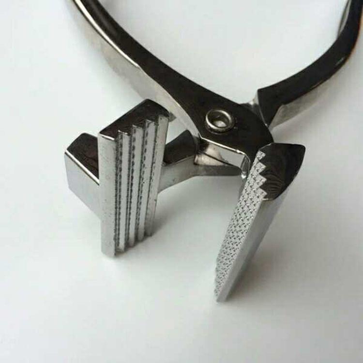 Chrome Canvas Stretching Plier Artist Framing Tool