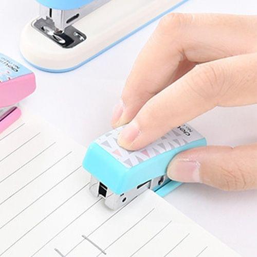 Creative Stationery Deli Geometry Stapler Colorful Fashion Stapler School Office Supplies Small, Size: 4.9*2.2cm, Random Color Delivery