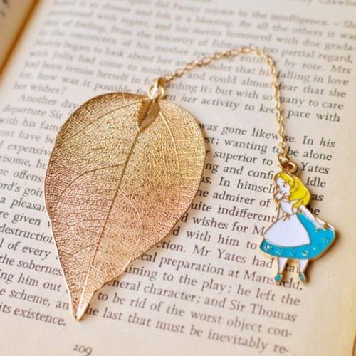 3 PCS Cute Cartoon Leaf Texture Metal Bookmark Business Gift Student Stationery(Alice)