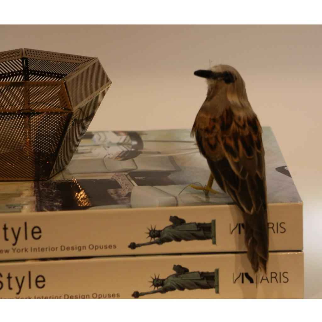 Artificial Bird Feathered Realistic Sparrow Home Garden Decor Ornament 1
