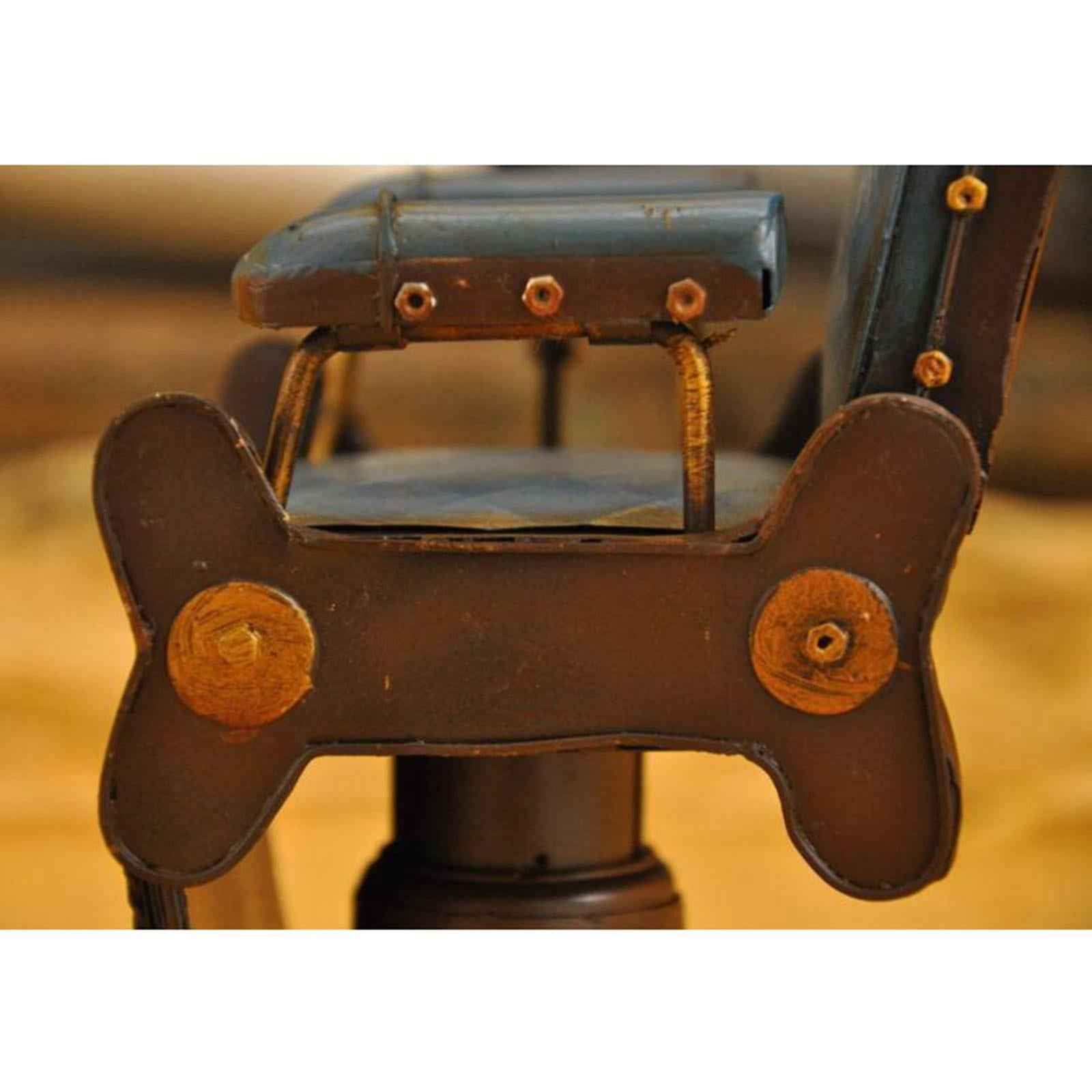 Retro Farmhouse Iron Cast American Style Barbershop Chair Model Decor