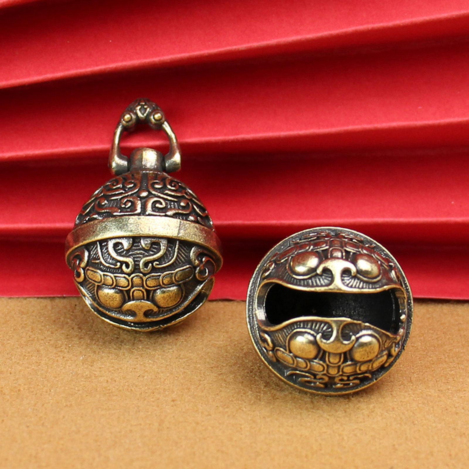 2xBrass Bell Pendant Keychains Hanging Car Keychains for Indoor Halloween Door