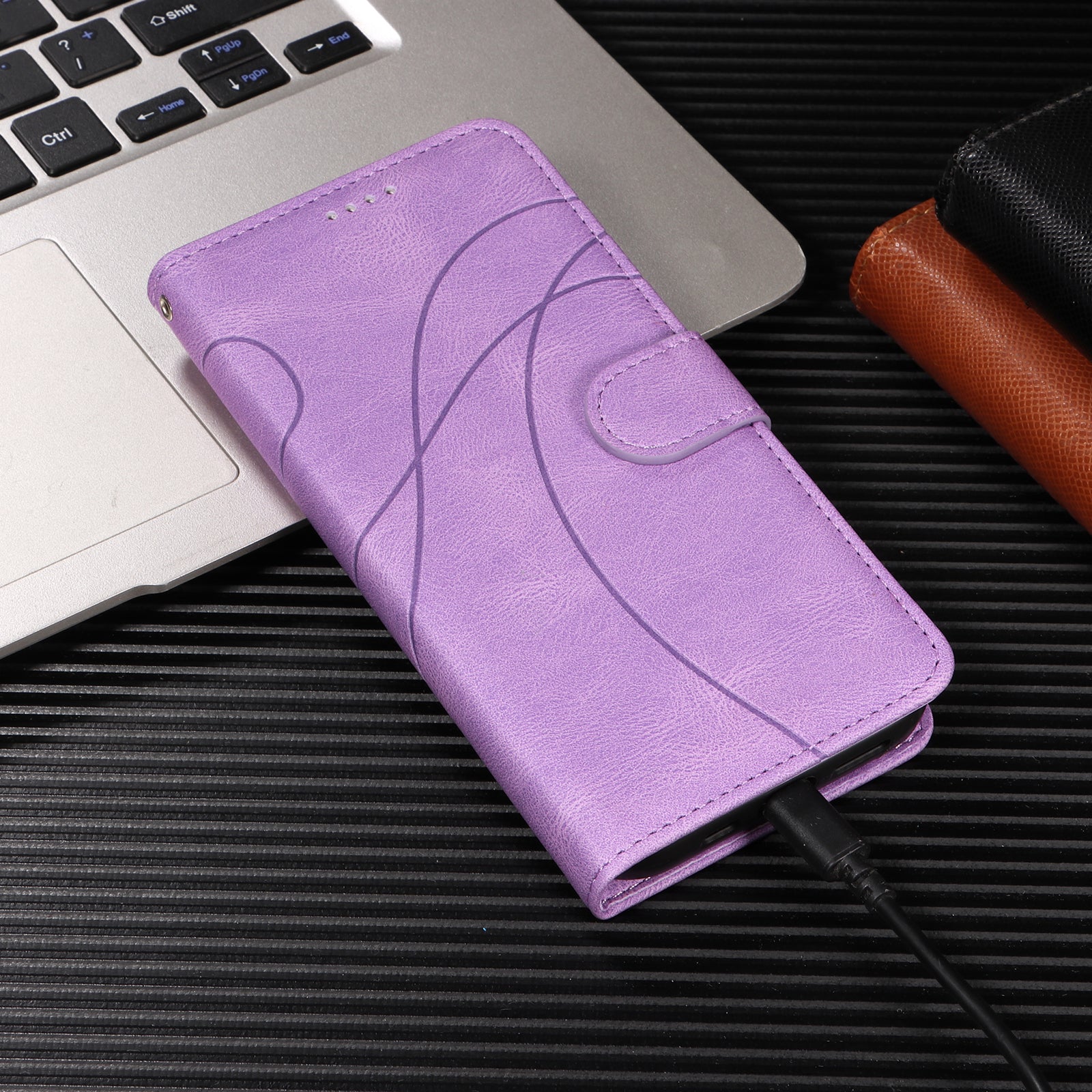 For Xiaomi Poco M8 Pro 5G / Redmi Note 15 Pro+ 5G (Global) Wallet Case Leather Phone Cover Stand with Curved Line Design -  Light Purple
