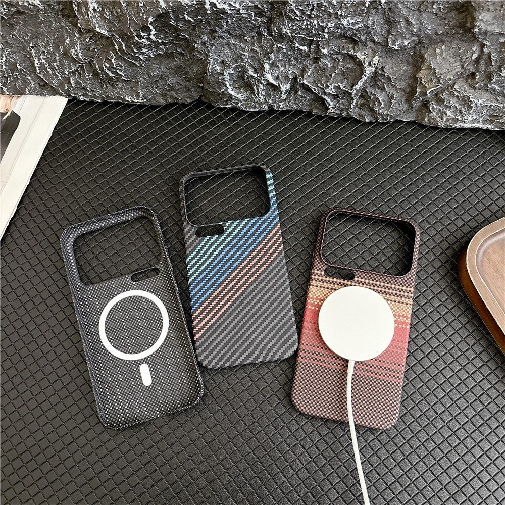 For Xiaomi 17 Pro Max Case Carbon Fiber Texture PC + TPU Phone Cover Magnetic Case - Black / Silver