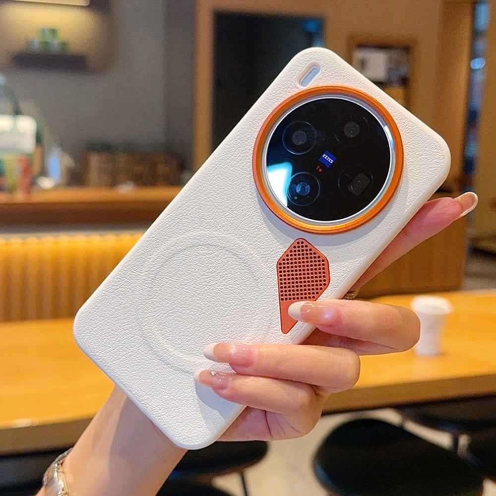 For vivo X300 5G Magnetic Case Leather Coated PC + TPU Phone Cover with Heat Dissipation Sheet - White