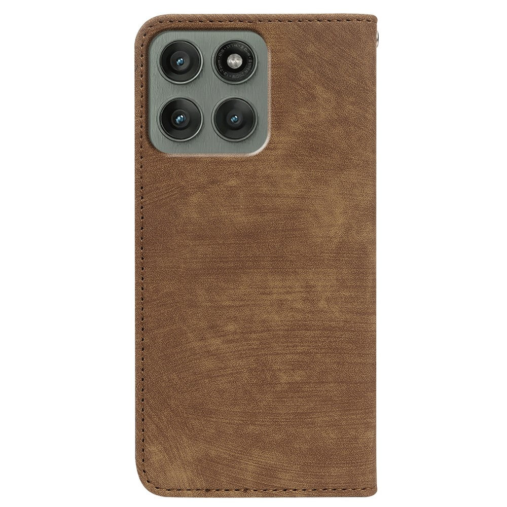 For Motorola Edge 70 5G Case Strong Magnetic Leather Wallet Phone Cover with Striped Texture - Brown