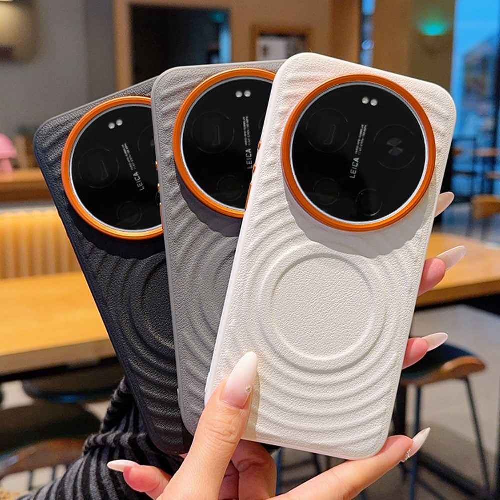 For Xiaomi 17 Ultra 5G Magnetic Case Wave Texture PU Leather Coated PC + TPU Phone Cover - Grey