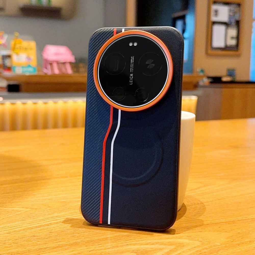 For Xiaomi 17 Ultra 5G Magnetic Case Dual Color Line Leather Coated PC + TPU Phone Cover - Black