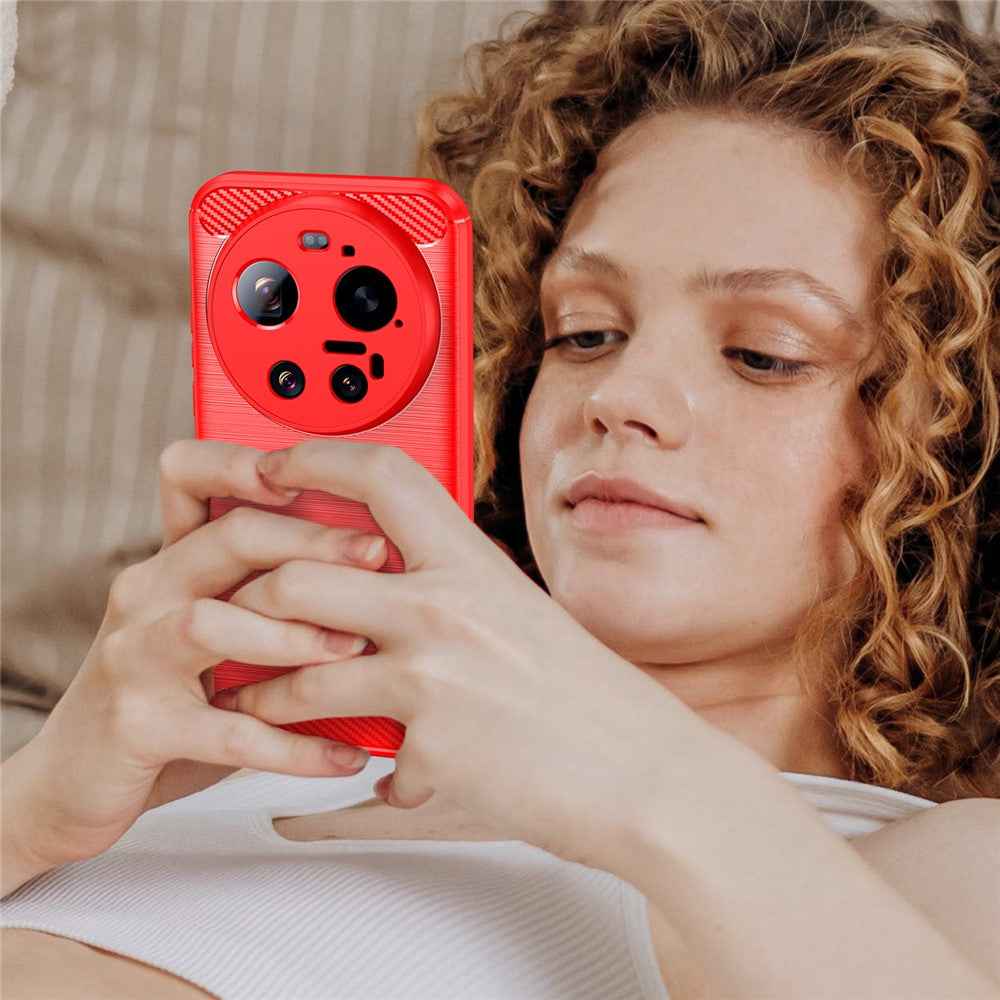 For Xiaomi 17 Ultra 5G TPU Case Protective Phone Cover Carbon Fiber Texture Brushed - Red