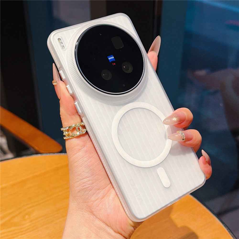For vivo X300 Ultra 5G Magnetic Phone Case Matte Texture Shockproof Protective PC Cover - White
