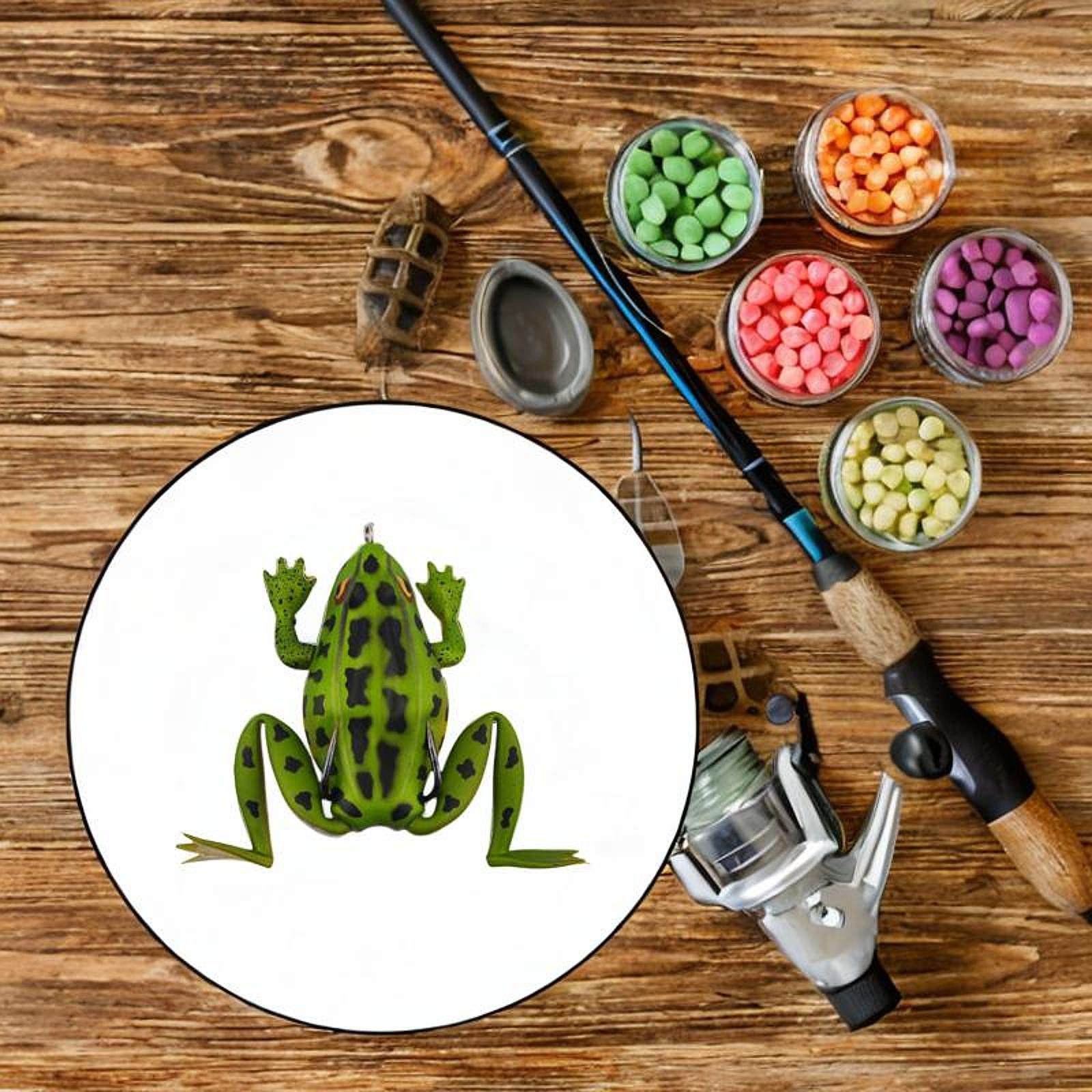 Fishing Frog Lure Weedless Hooks Sturdy for Bass Fishing for Bass Trout Pike Green pattern