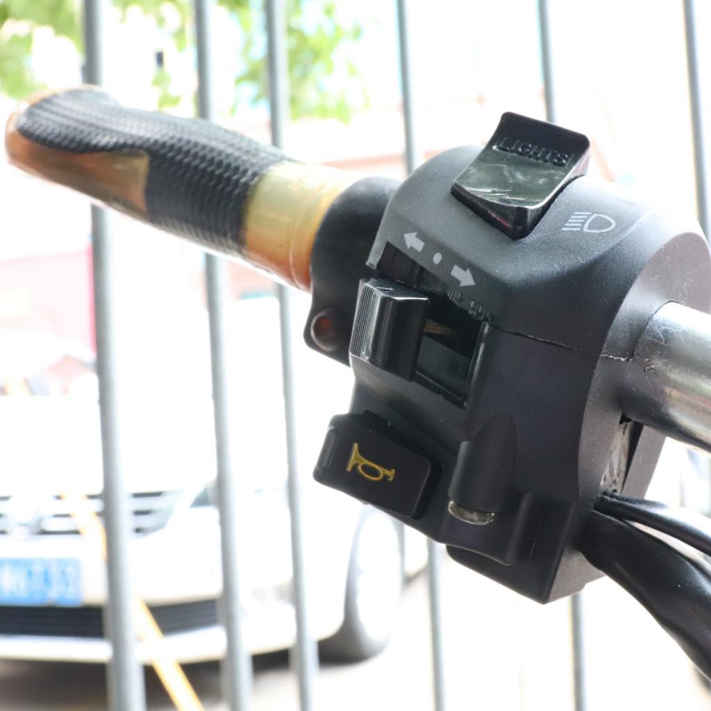 7/8 Motorcycle Handlebar Horn Light ON/OFF Starting Kill Switch Button"