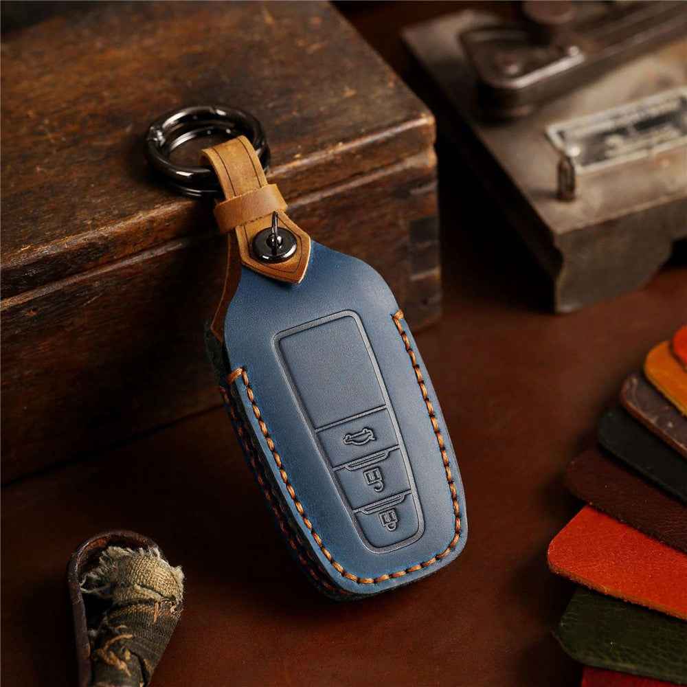 B038 Crazy Horse Cowhide Leather Sleeve 3-Button Car Key Remote Cover Protector Case for Toyota Corolla RAV4 Camry - Blue