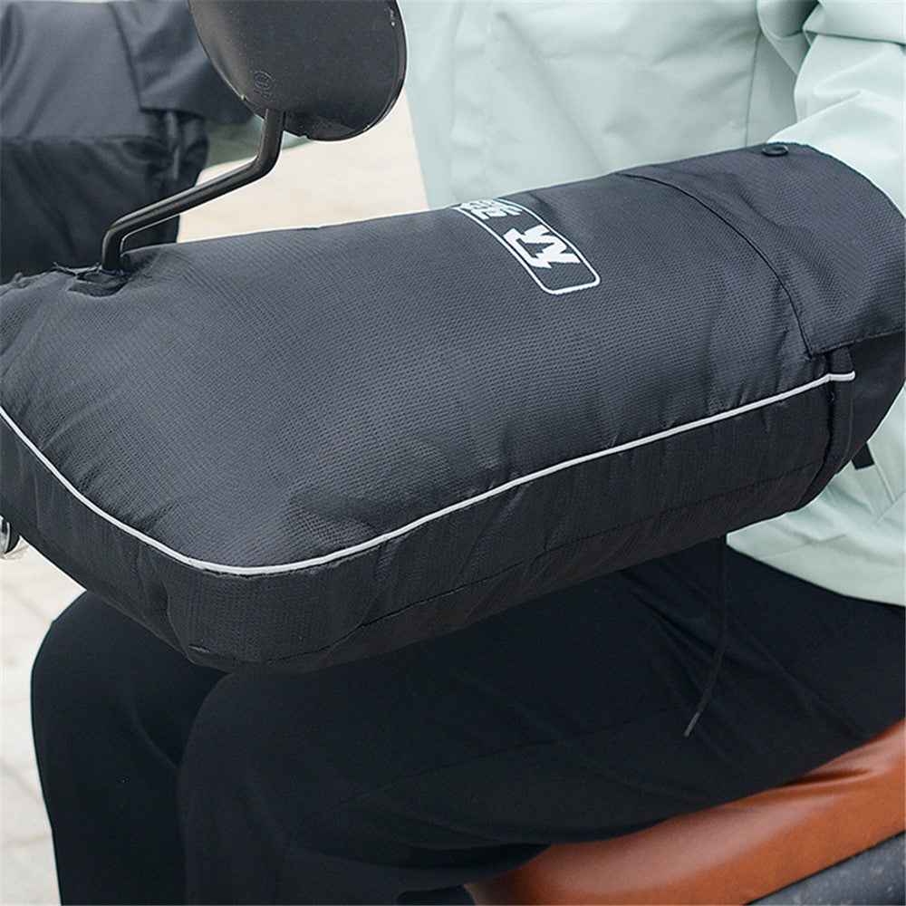 WUPP CS-1780A1 1 Pair ATV Handlebar Gloves Waterproof Winter Snowmobile Hand Muffs, Large Opening