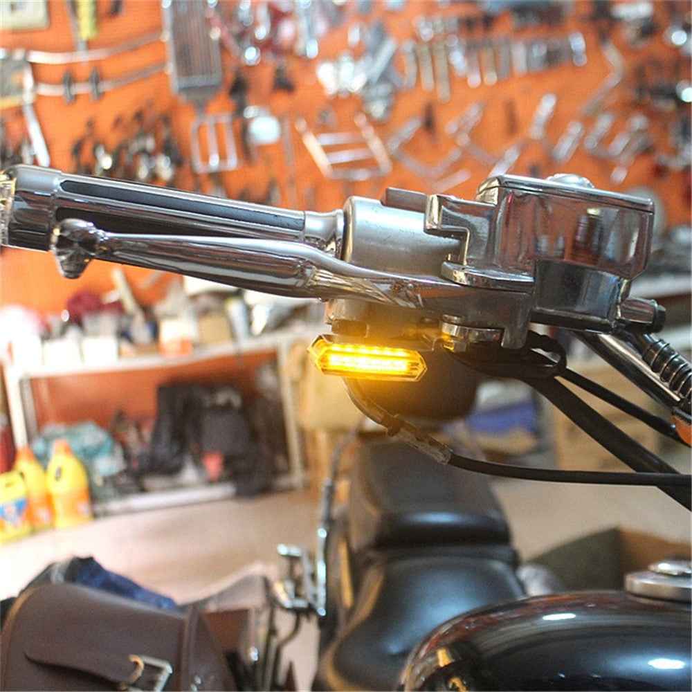2Pcs Universal Motorcycle Flowing Water Turn Signal LED Light Brake Clutch Lever Flashing Lamp for Honda Yamaha Kawasaki Suzuki - Black