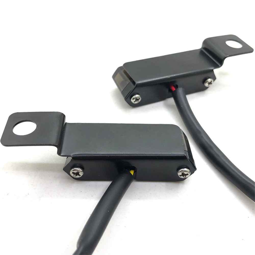 2Pcs Universal Motorcycle Flowing Water Turn Signal LED Light Brake Clutch Lever Flashing Lamp for Honda Yamaha Kawasaki Suzuki - Black