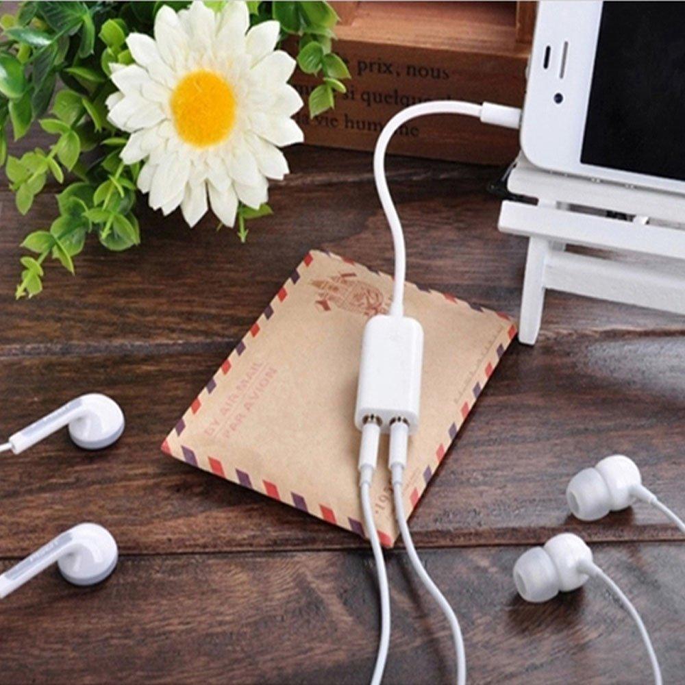 3.5mm Male to 2 Port 3.5mm Female Audio Splitter Adapter for Earphone black