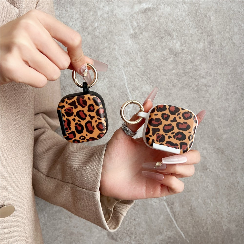 Compatible With  AirPods 5 / 4 Protective Case PC + TPU Leopard Earphone Cover with Mirror and Hook - White