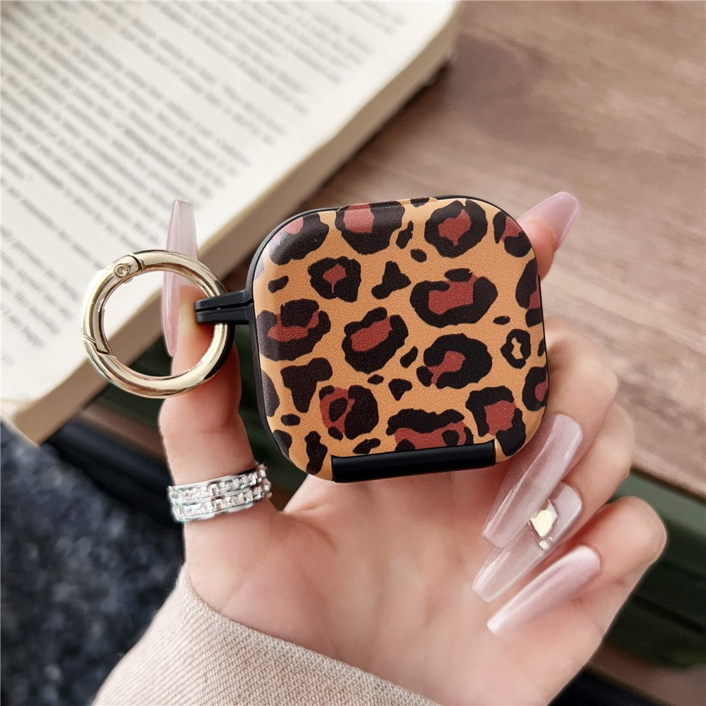 Compatible With  AirPods 5 / 4 Protective Case PC + TPU Leopard Earphone Cover with Mirror and Hook - Black