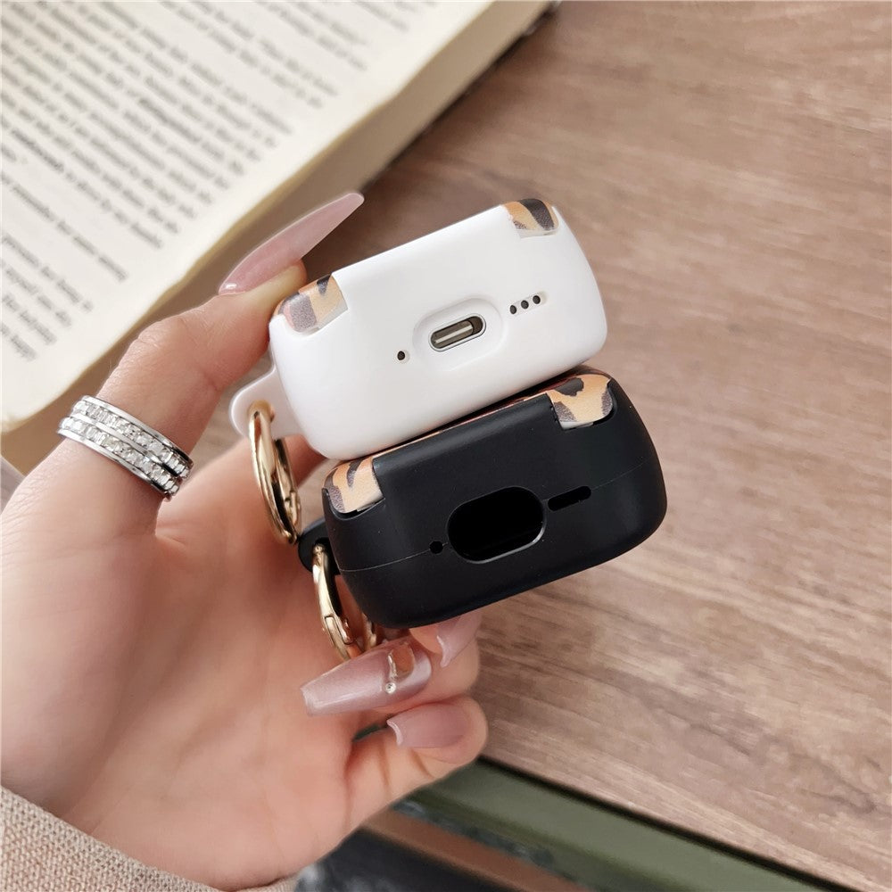Compatible With  AirPods 5 / 4 Protective Case PC + TPU Leopard Earphone Cover with Mirror and Hook - Black