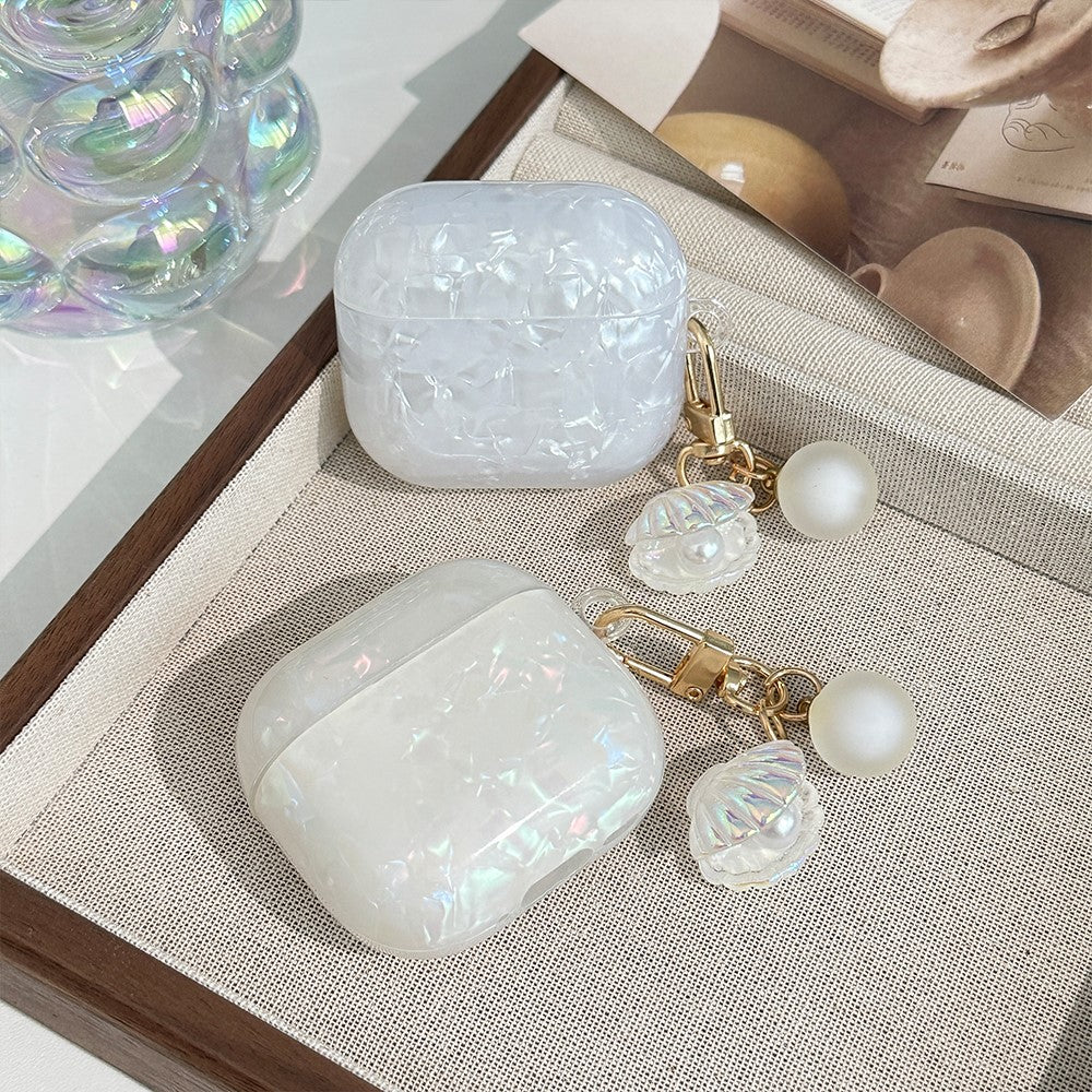 Compatible With  AirPods 5 / 4 Protective Case TPU Earphone Cover with Pearl and Seashell-Shaped Charm - Apricot