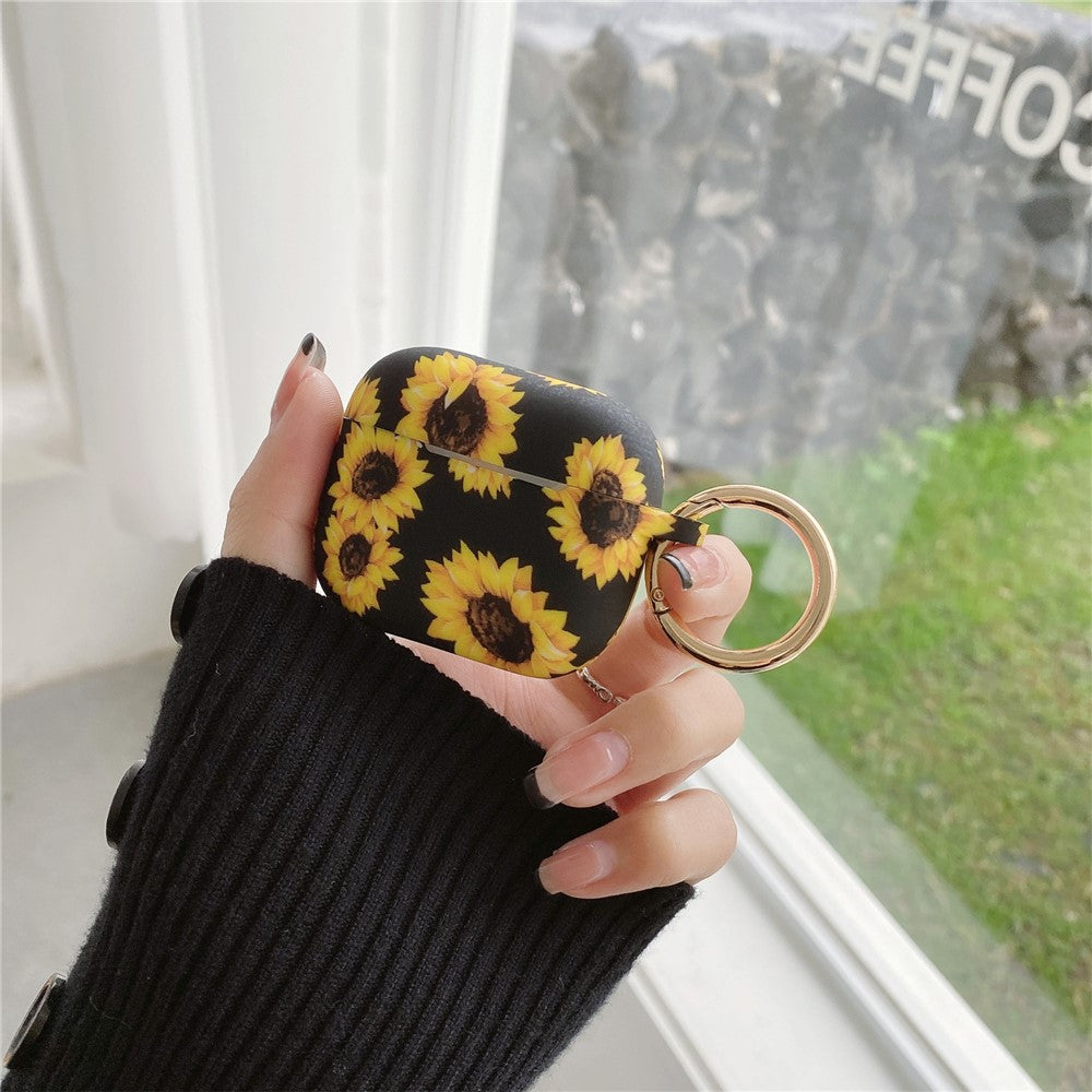Compatible With  AirPods 5 / 4 Silicone Case Daisy Sunflower Pattern Earphone Protective Cover with Metal Buckle - Black