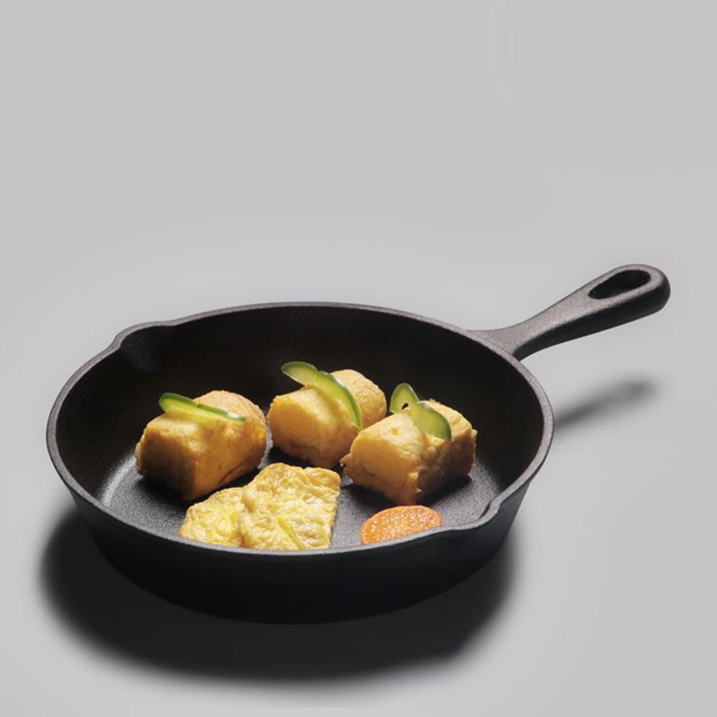 Cast Iron Kitchen Griddle Skillet Frying Pan Egg Fryer Mold Cookware 16cm