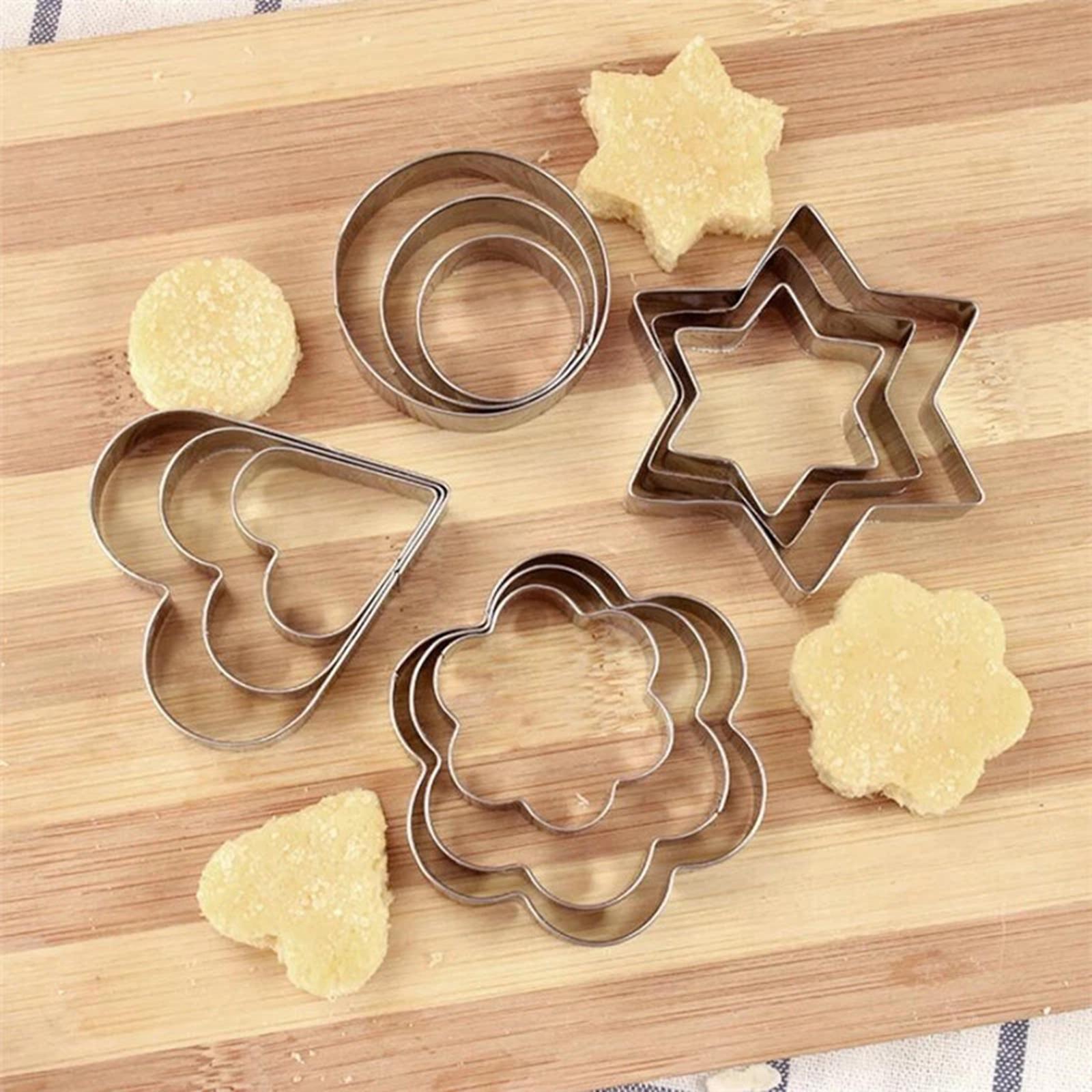 24Pcs Cookie Cutter Clay Cutter DIY Baking Tools for Kitchen Holiday Party