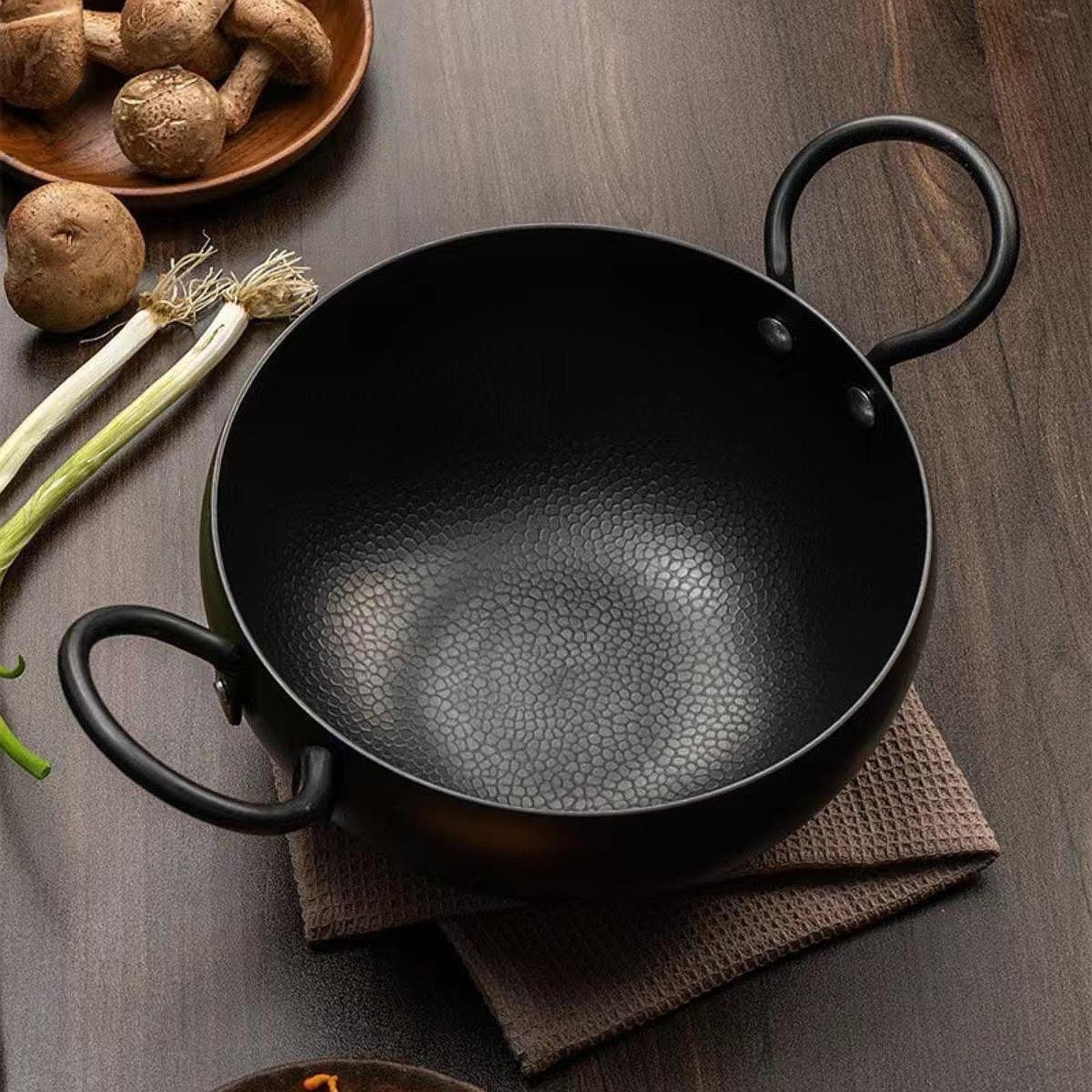 Iron Pot Easy to Clean Modern with Wood Lid for Vegetable Kitchen Stew Mouth Diameter 28cm