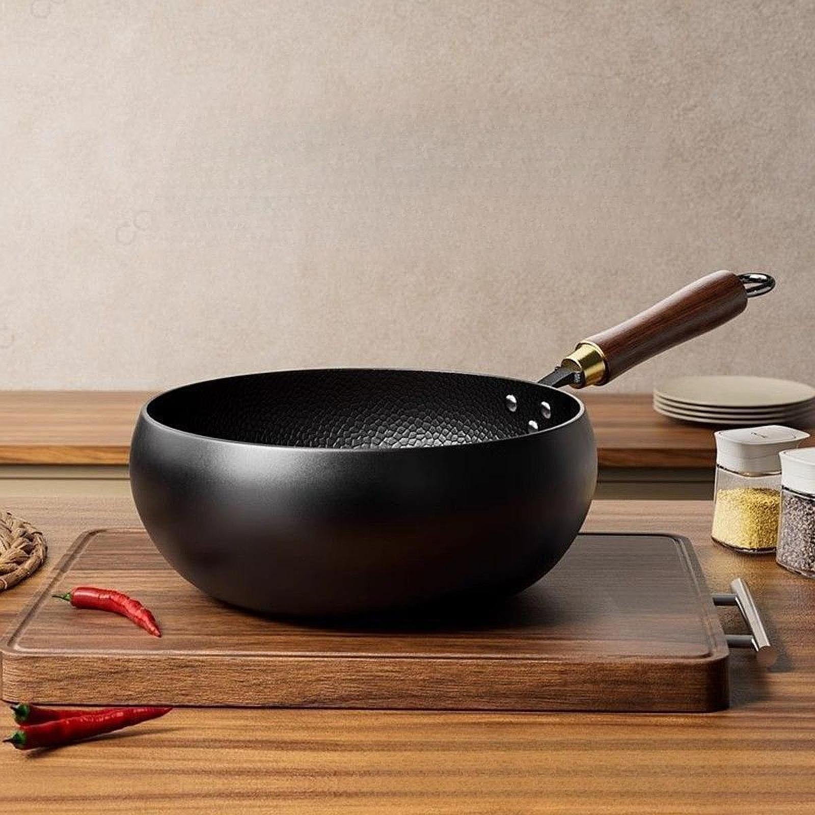 Nonstick Wok Flat Bottom 9.45inch Chinese Wok for Restaurant Camping Kitchen