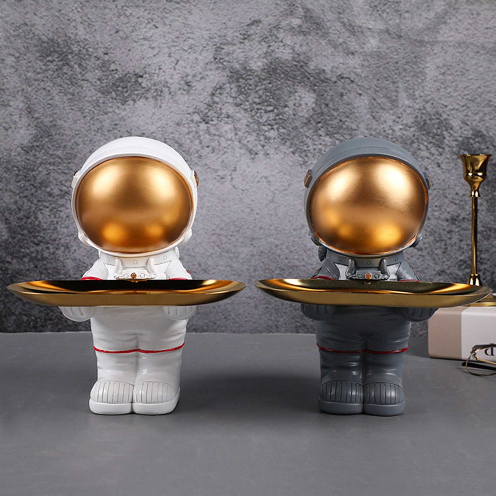 Astronaut FIGURINE TRAY SCULPTURE Desk Storage STATUE Room Decoration GIFT White Small