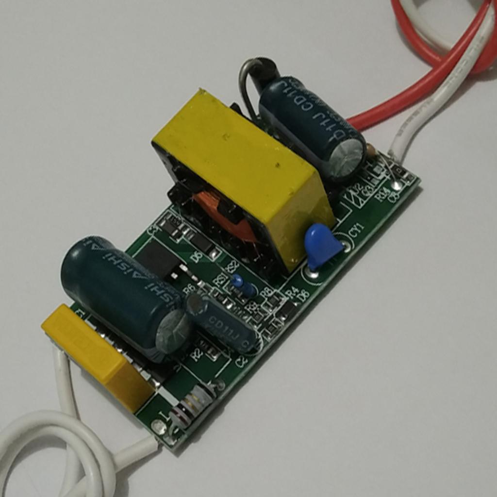 30 W 9-12 String of 3 and Isolated Switching Power Supply Converter Module