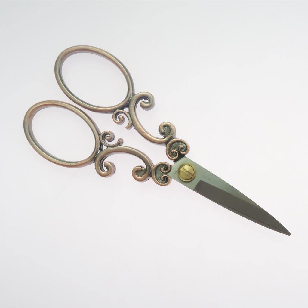 2pcs Vintage Flower Sewing Embroidery Scissors Cross Stitch Tool