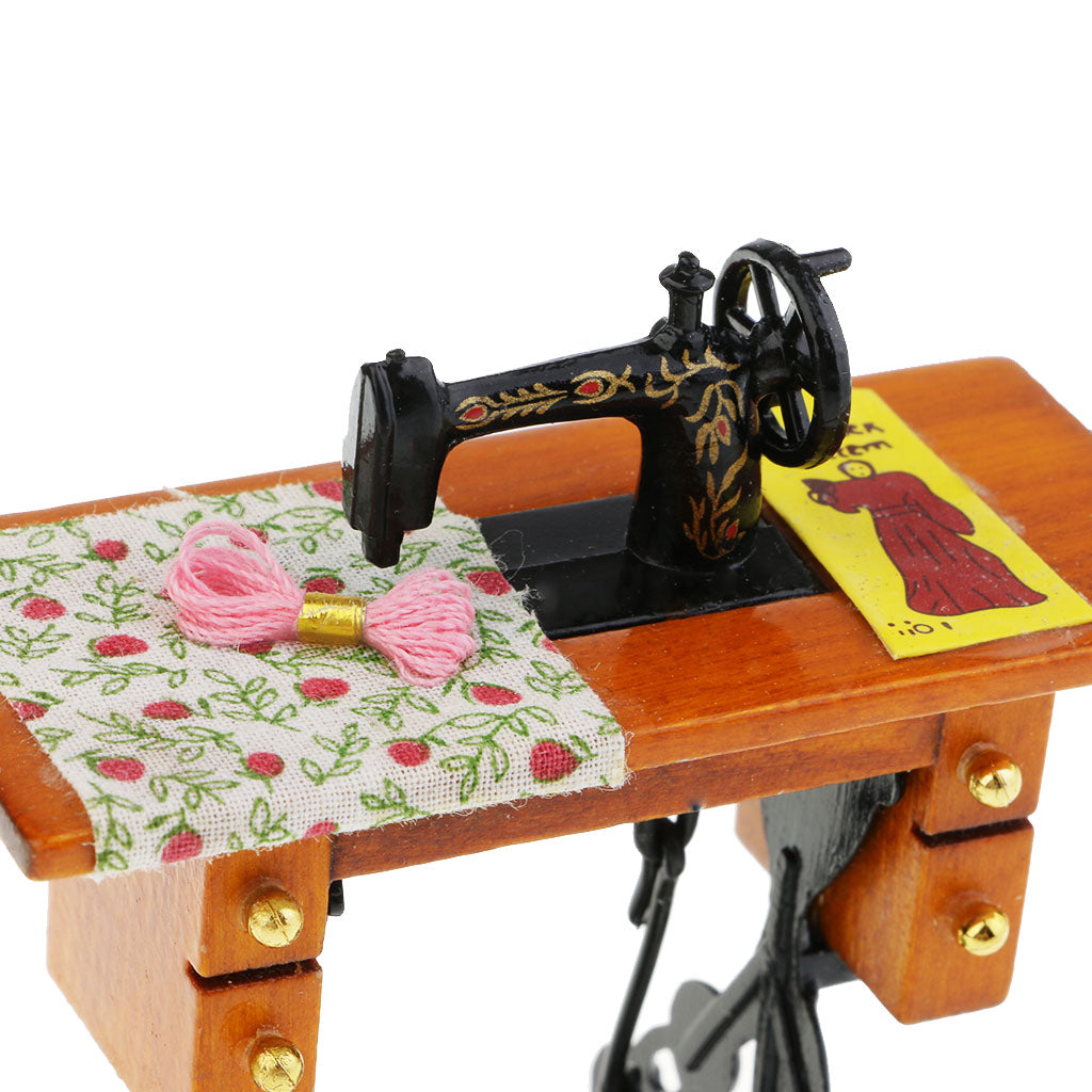 Miniature Doll House Model Sewing Machine Mini Retro Simulation Home