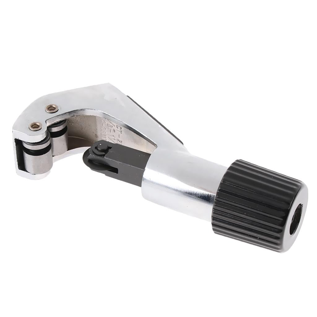Steel Pipe Cutter Washing Machine Pipe Dishwasher Tube Scissors 8mm - 28mm With a sharp wheel and adjustable jaw grips