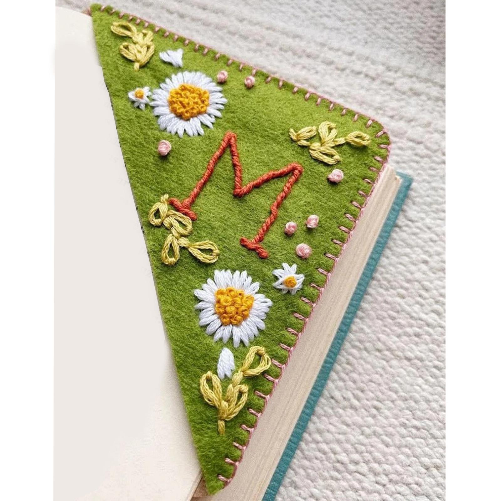 Handmade Corner Bookmark Corner Book Marks Page Clip for Kids Men Gifts Letter M