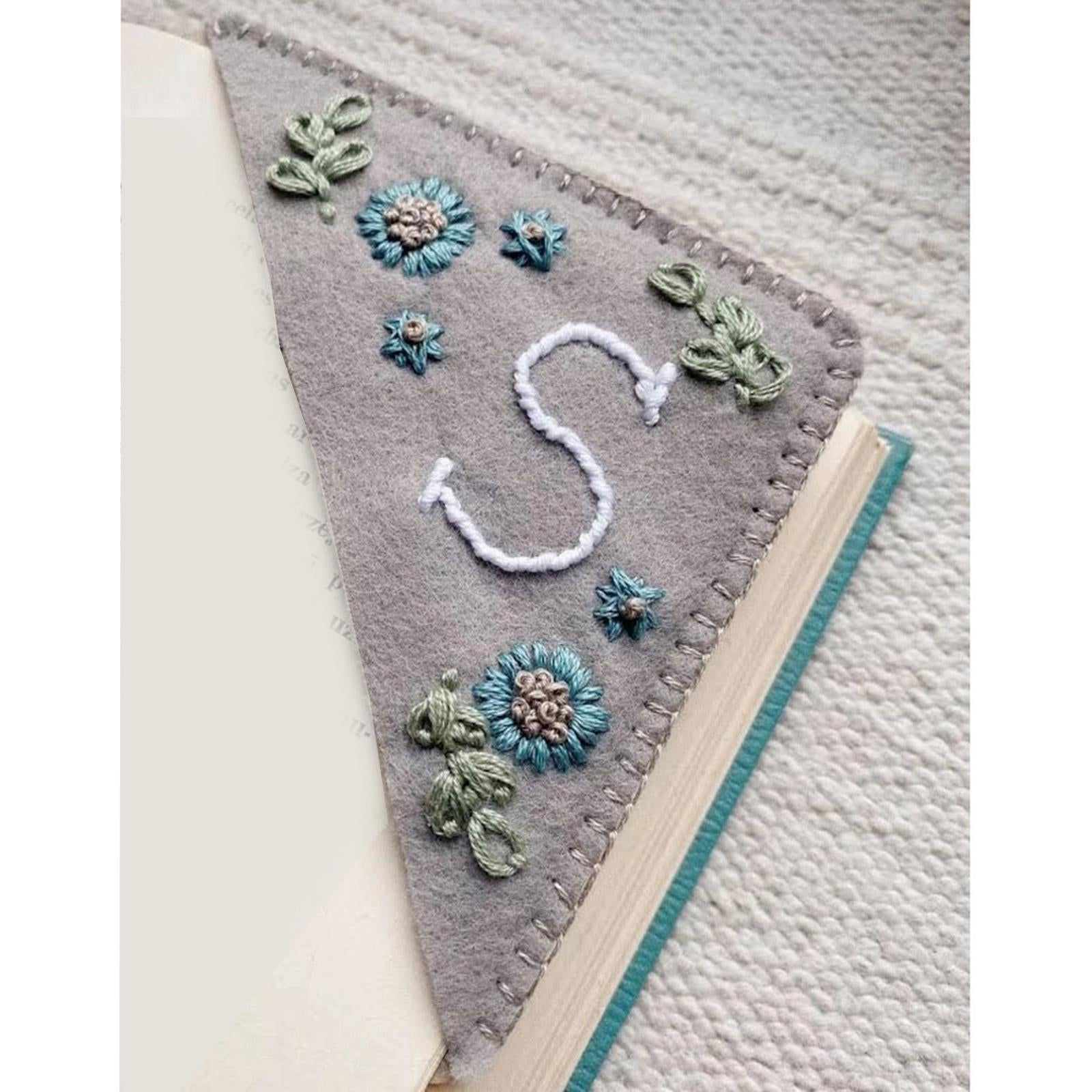 Handmade Corner Bookmark Corner Book Marks Page Clip for Kids Men Gifts Letter S