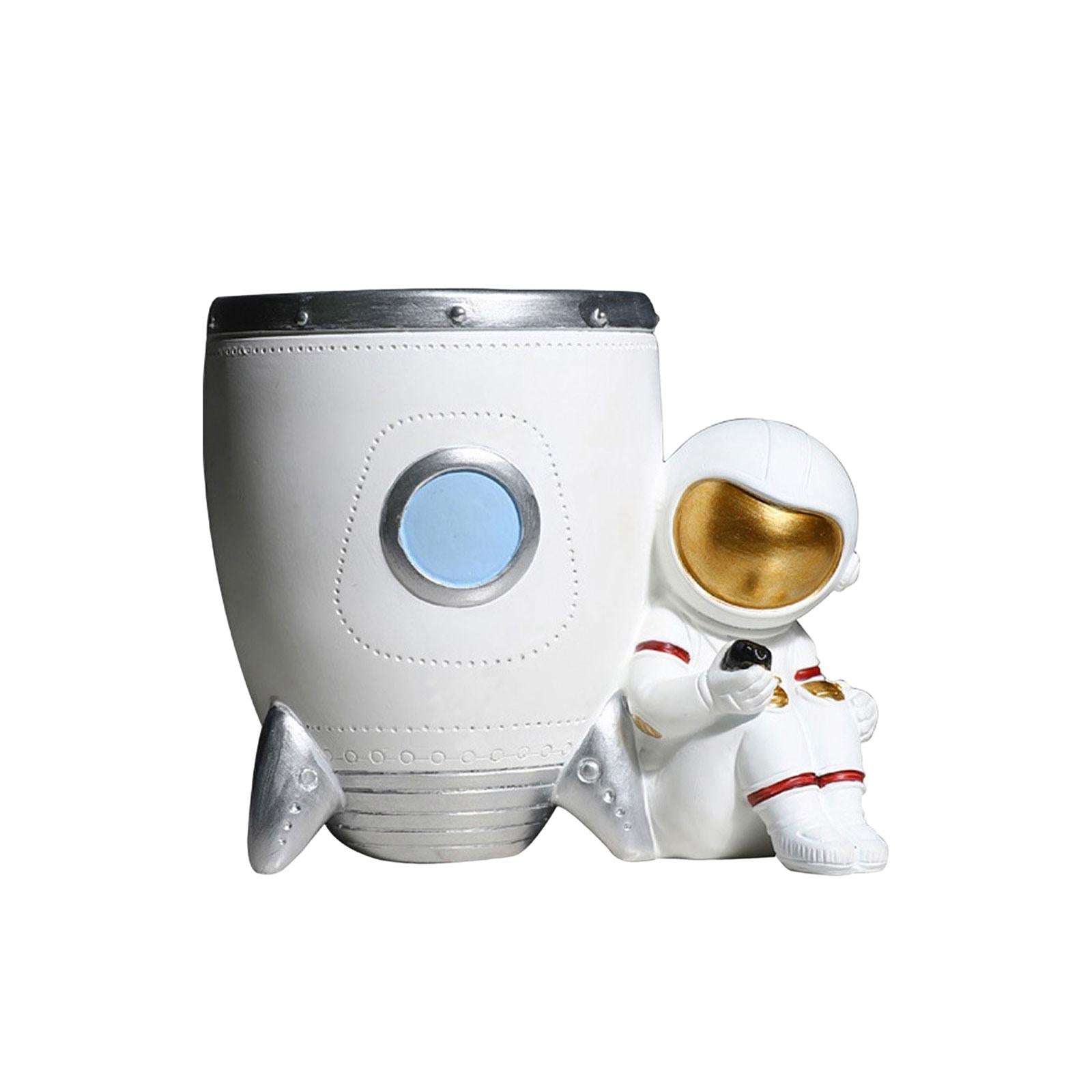 Nordic Astronaut Pen Pencil Holder Pen Cup Durable Resin for Home Office white