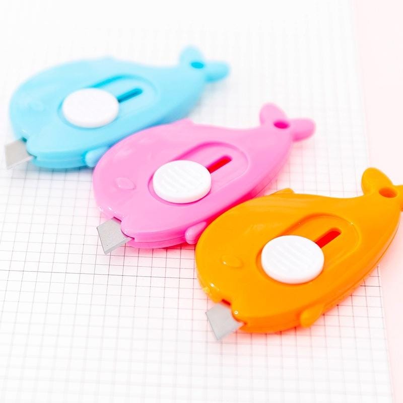 4 PCS Mini Whale Portable Utility Knife Cute Paper Cutter Office School Supplies?Random Color Delivery