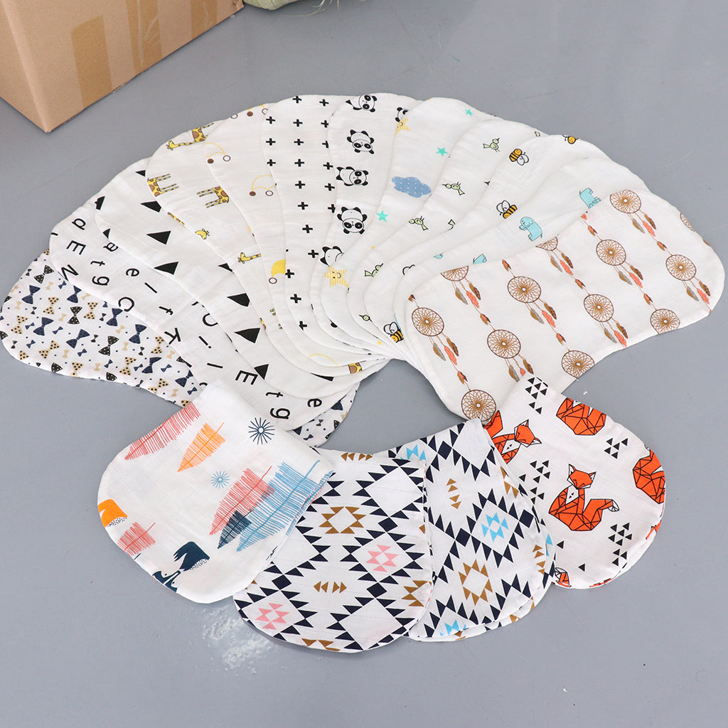 2 Pieces Baby Spit Sweat Towel Feeding Pad Fox and Bowknot