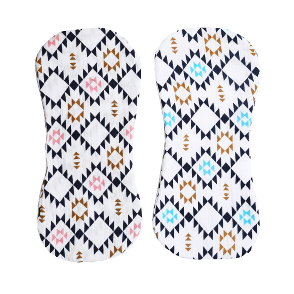 2 Pieces Baby Spit Sweat Towel Feeding Pad Geometric pink and Geometry blue