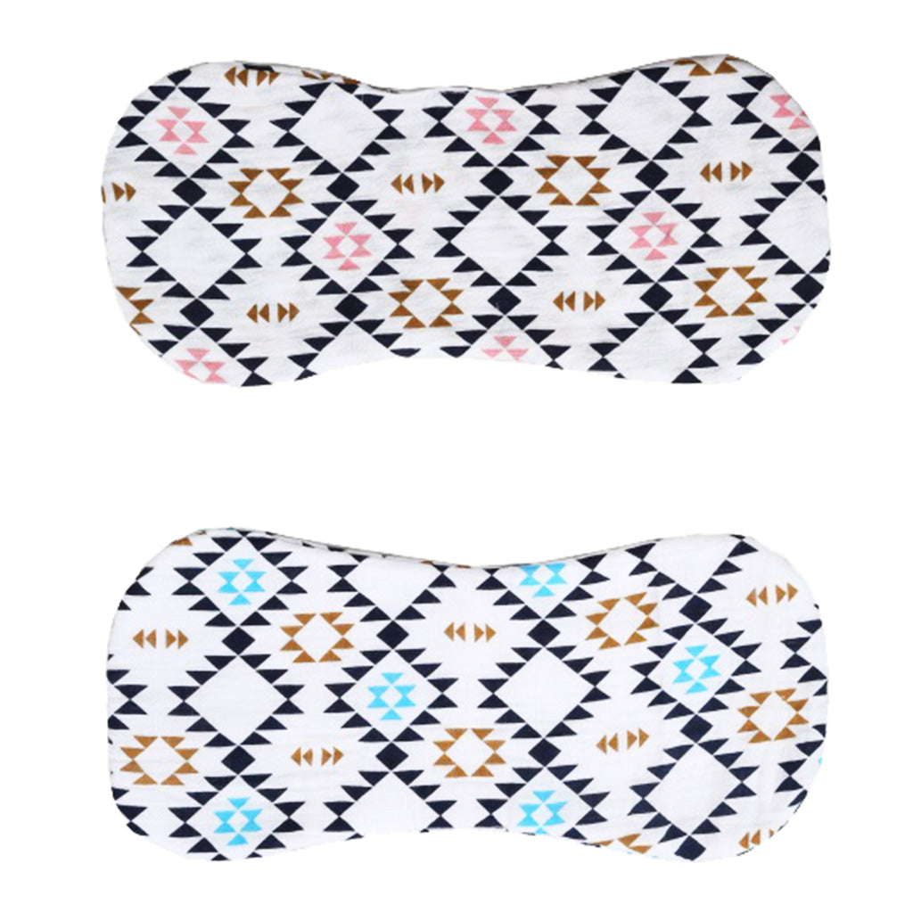 2 Pieces Baby Spit Sweat Towel Feeding Pad Geometric pink and Geometry blue