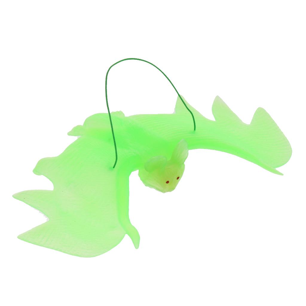 Hanging Bats Realistic Looking Novelty Toys for Party Decoration Green